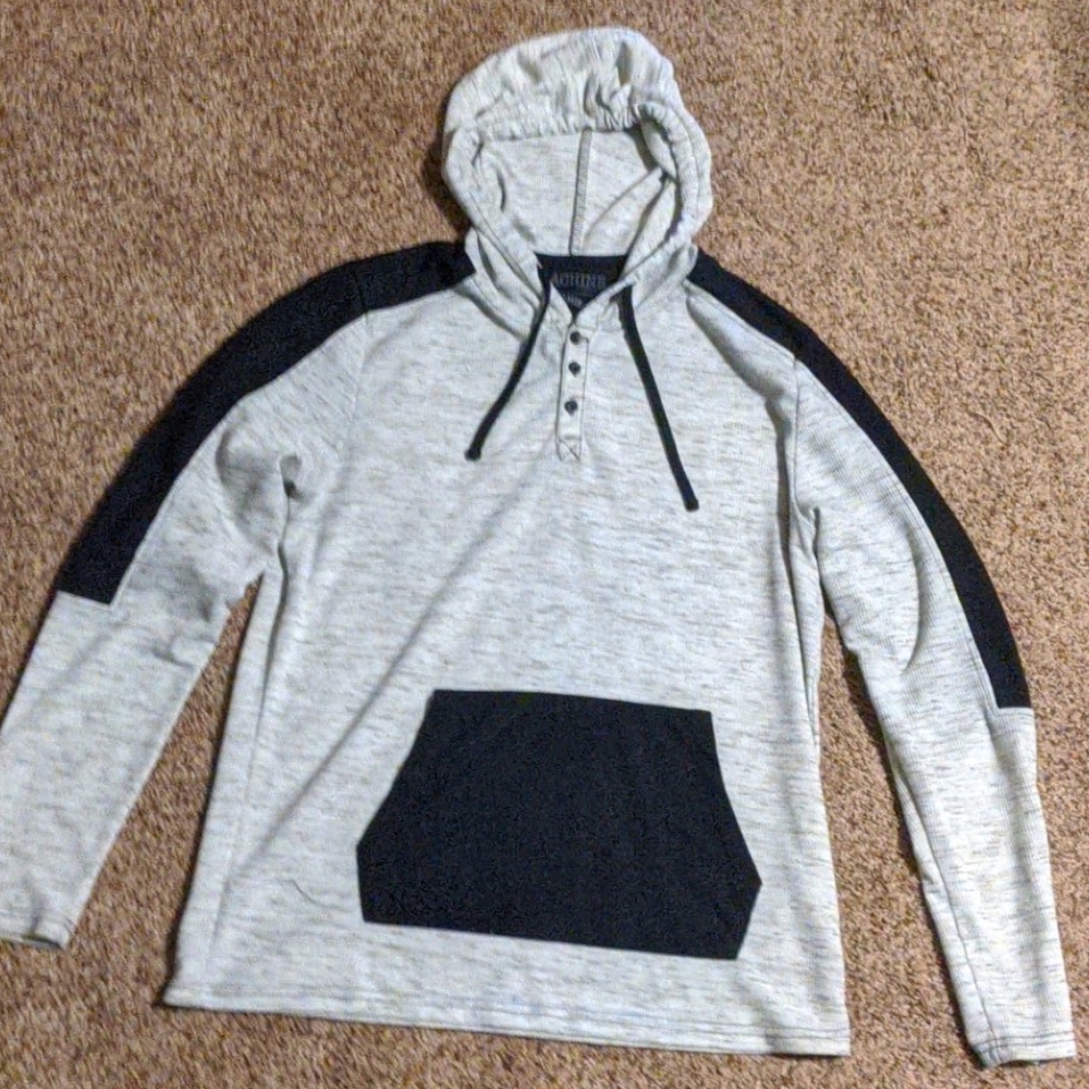 Men's long sleeve hooded shirt